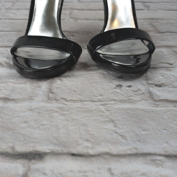 Madeline Girl Renegade Women's Black Ankle… - Picture 6 of 8